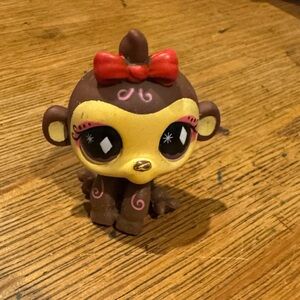 Littlest pet shop monkey #714 Adorable Brown monkey